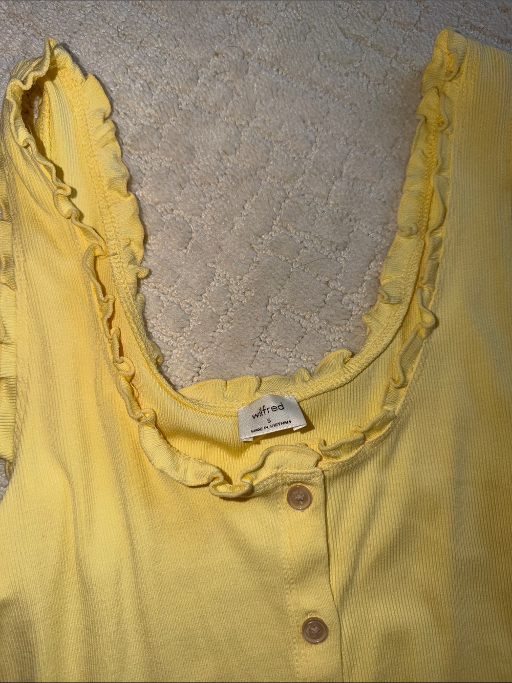 ARITZIA Wilfred Pale Yellow Ruffled Ribbed Button Tank - Picture 4 of 4